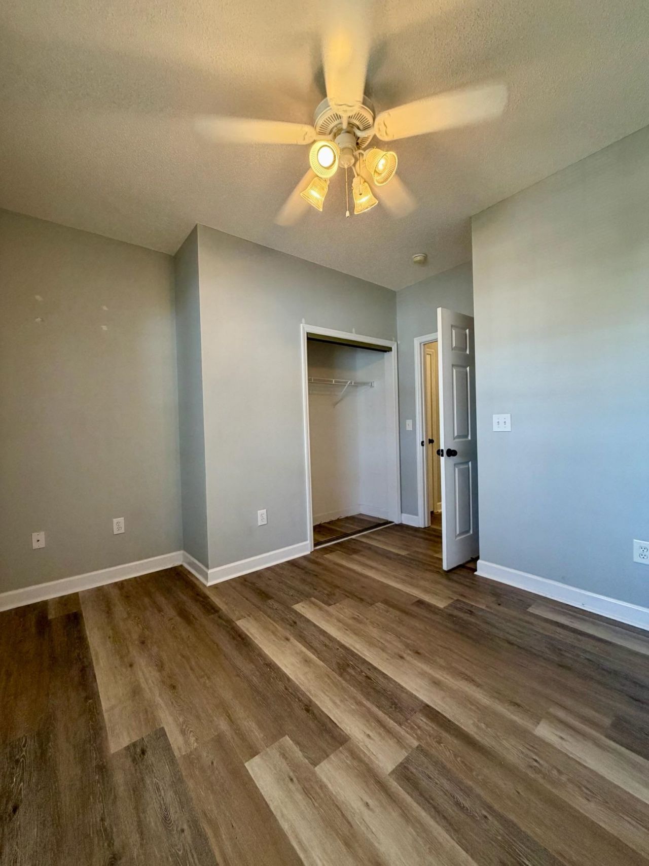 5801 Oyster Catcher Dr. Photo 13
