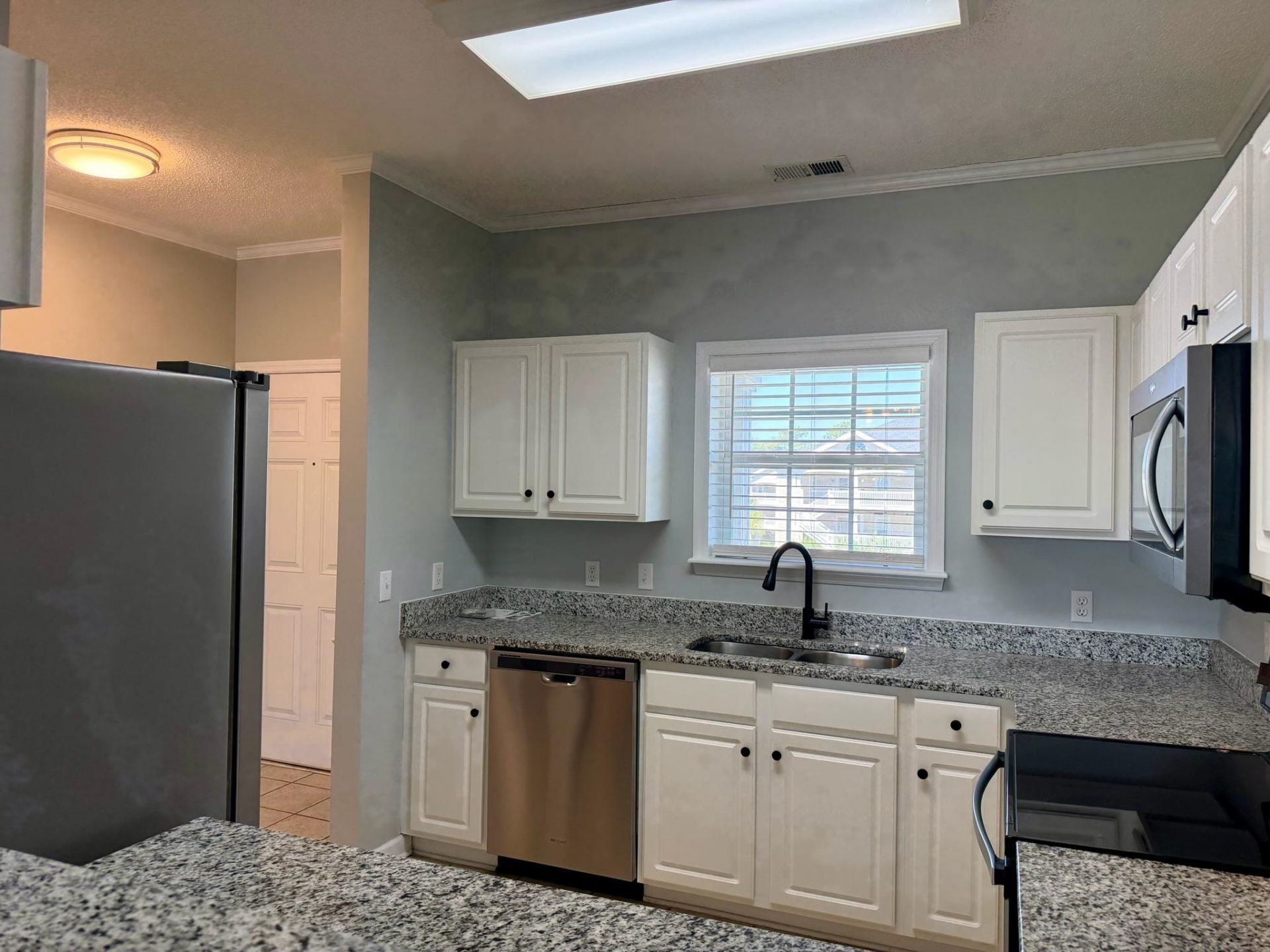 5801 Oyster Catcher Dr. Photo 4