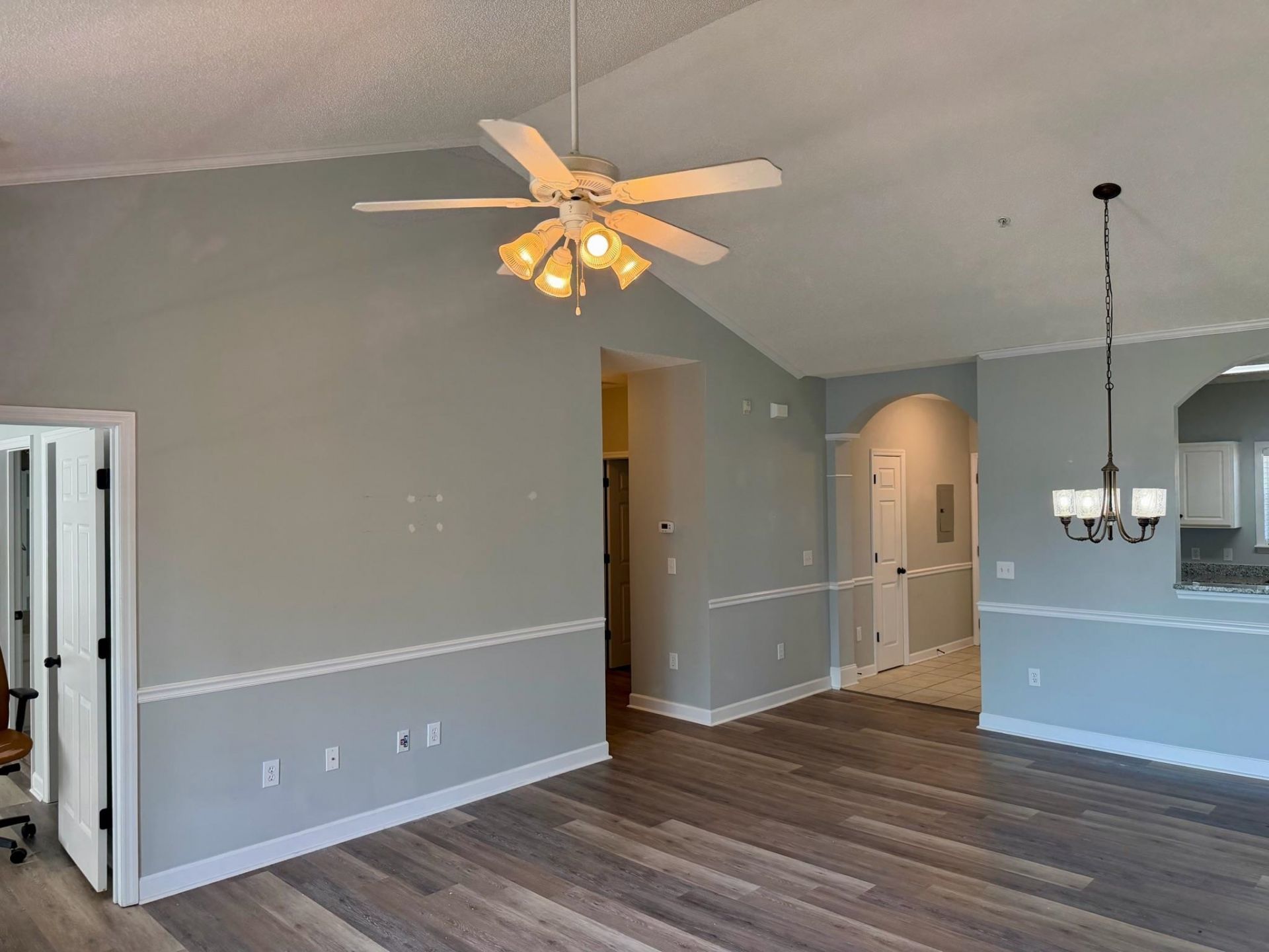 5801 Oyster Catcher Dr. Photo 8