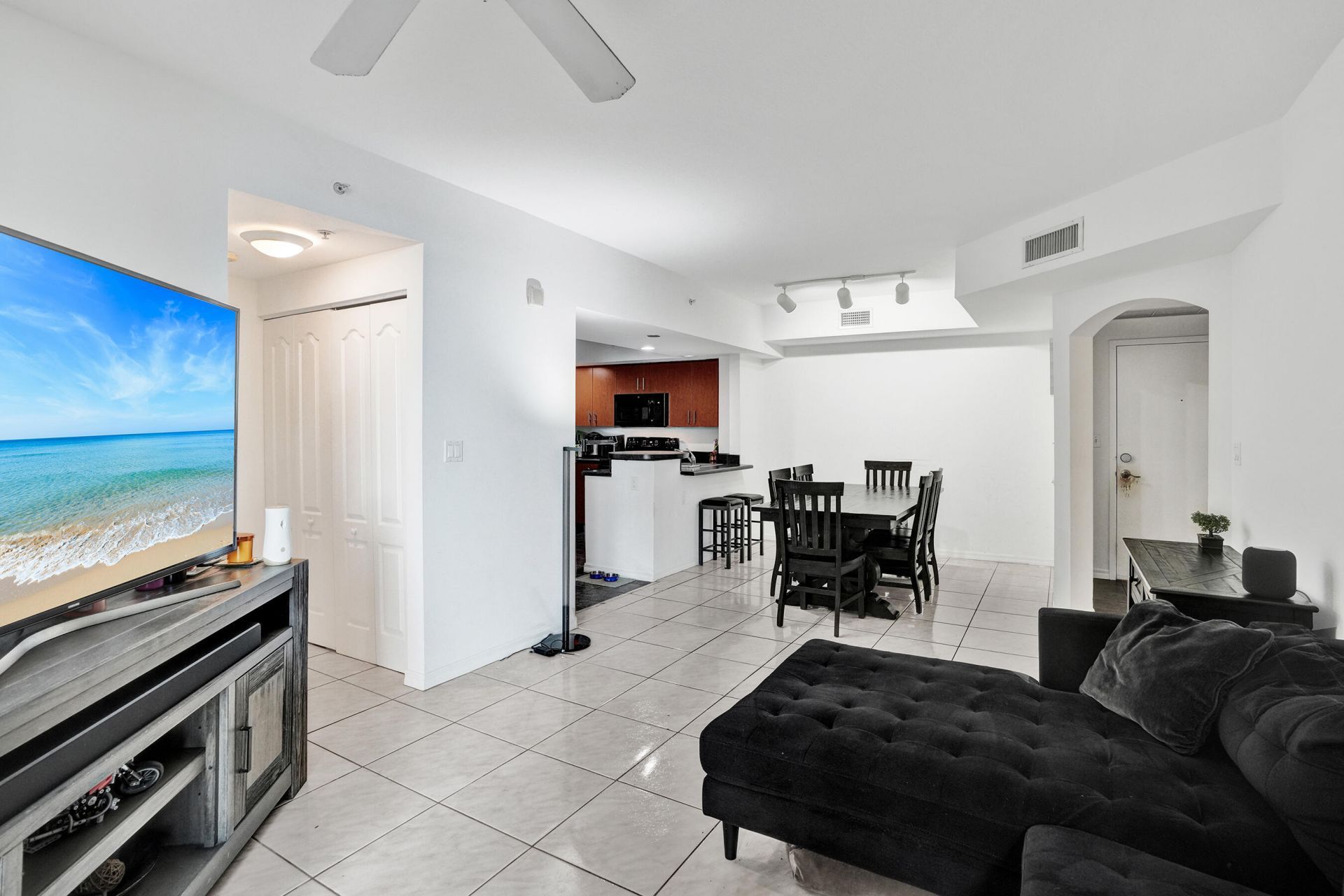 100 N Federal Highway, Unit 723, Fort Lauderdale, FL 33301 Photo