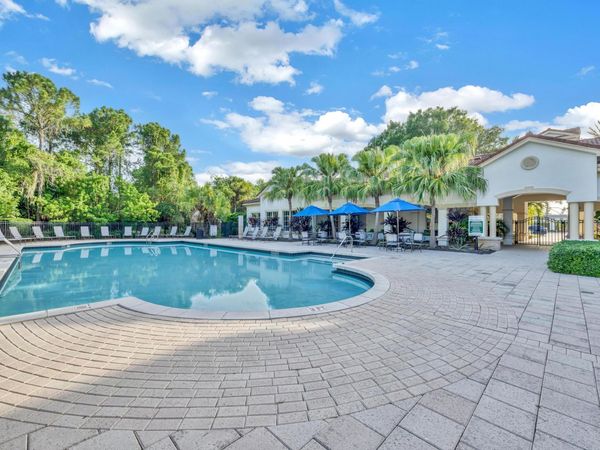 356 SE Rogers Court, Stuart, FL 34994