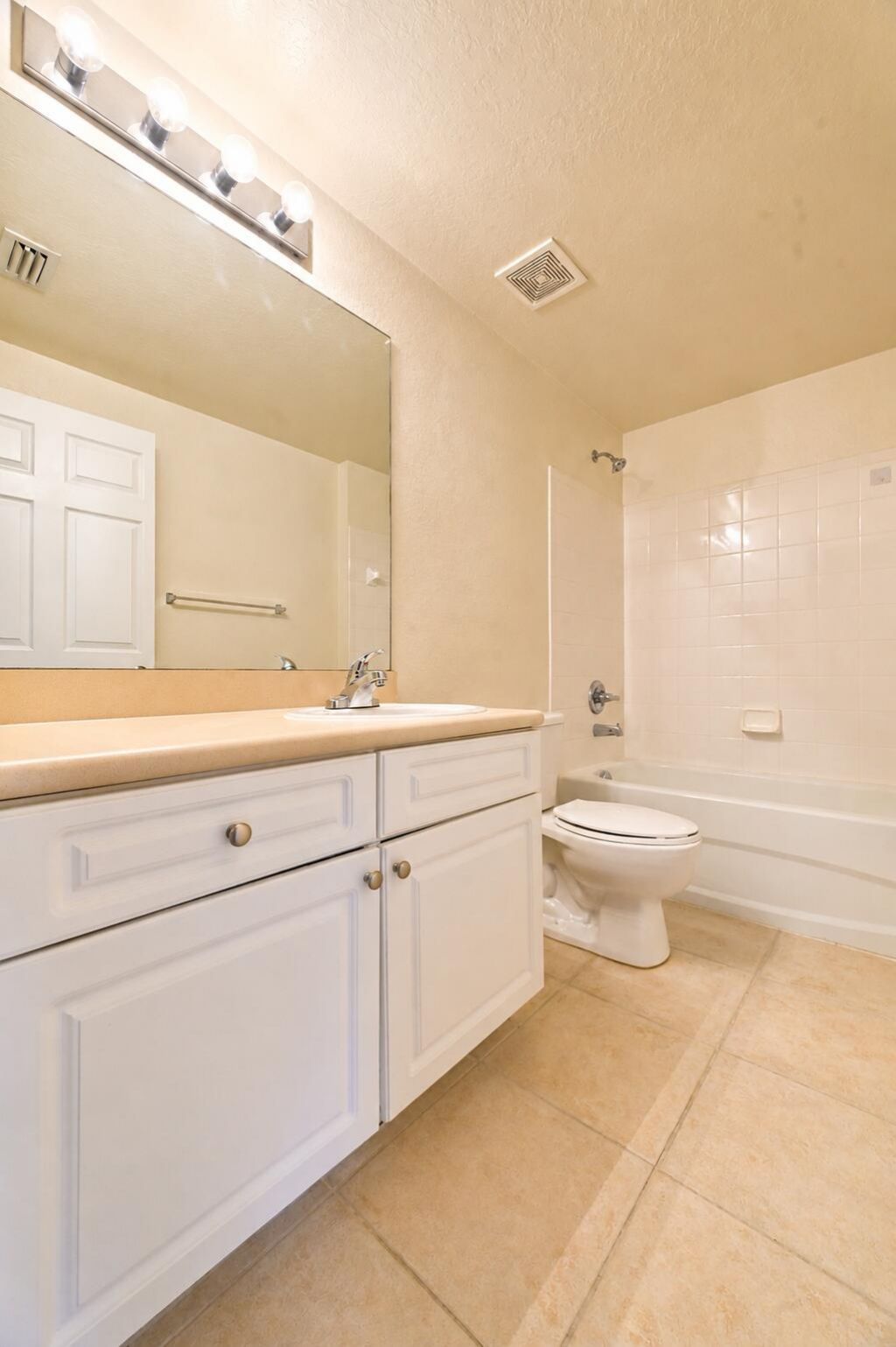 356 SE Rogers Court, Stuart, FL 34994 Photo