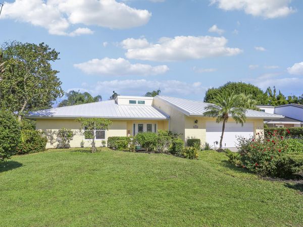 13760 Sand Crane Drive, Palm Beach Gardens, FL 33418