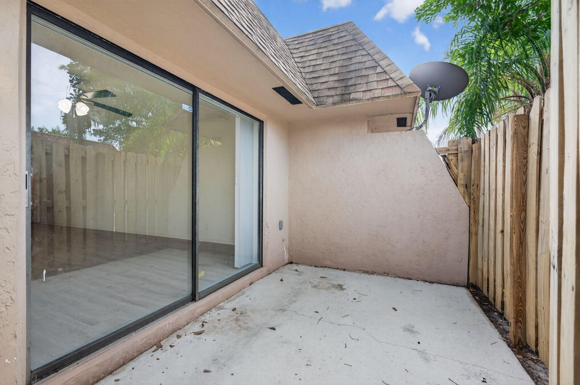 4983 NW 95th Avenue, Sunrise, FL 33351 Photo