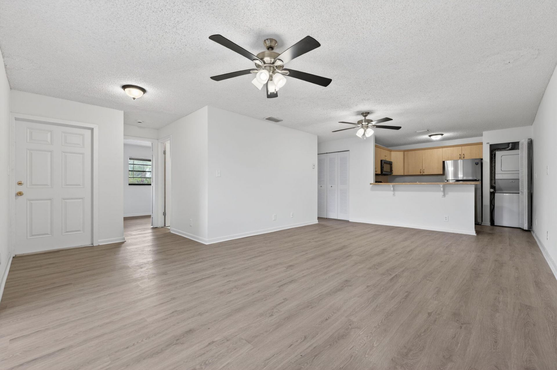 4983 NW 95th Avenue, Sunrise, FL 33351 Photo