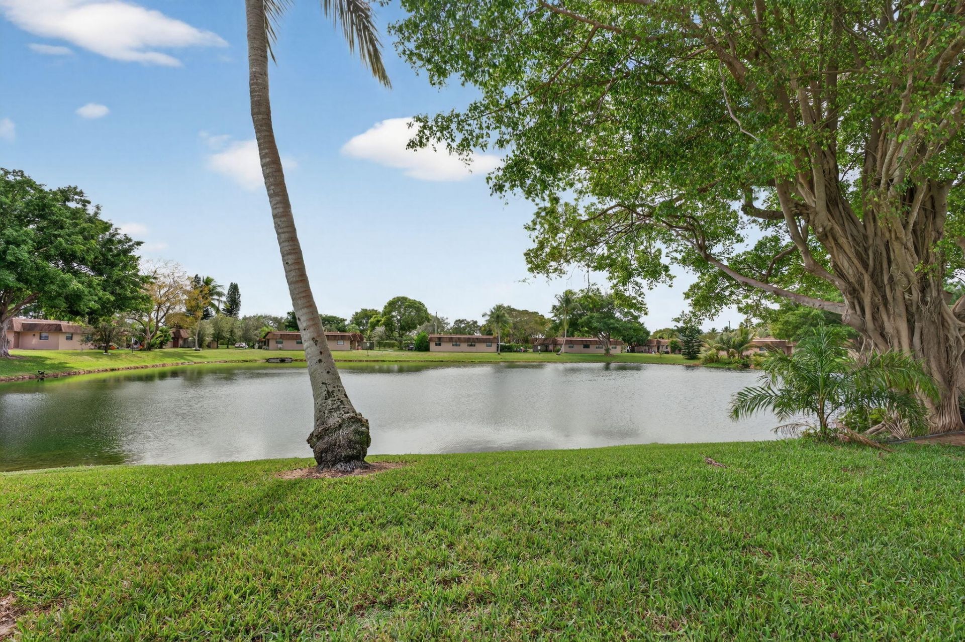 4983 NW 95th Avenue, Sunrise, FL 33351 Photo