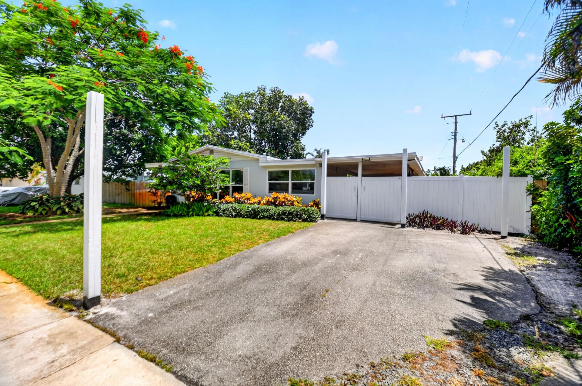 1446 W Perry Street, Lantana, FL 33462 Photo