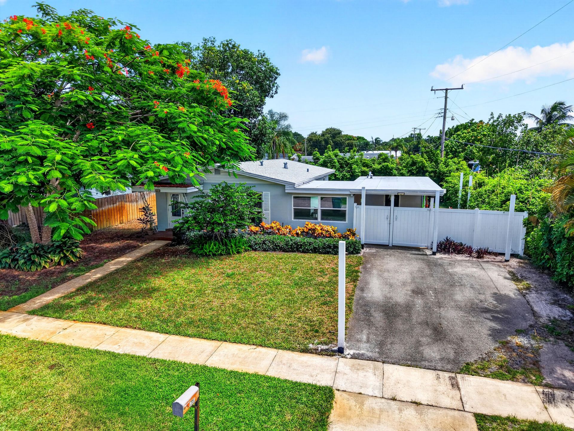 1446 W Perry Street, Lantana, FL 33462 Photo