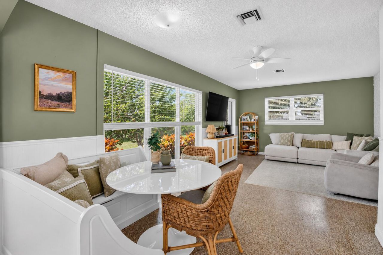 1446 W Perry Street, Lantana, FL 33462 Photo