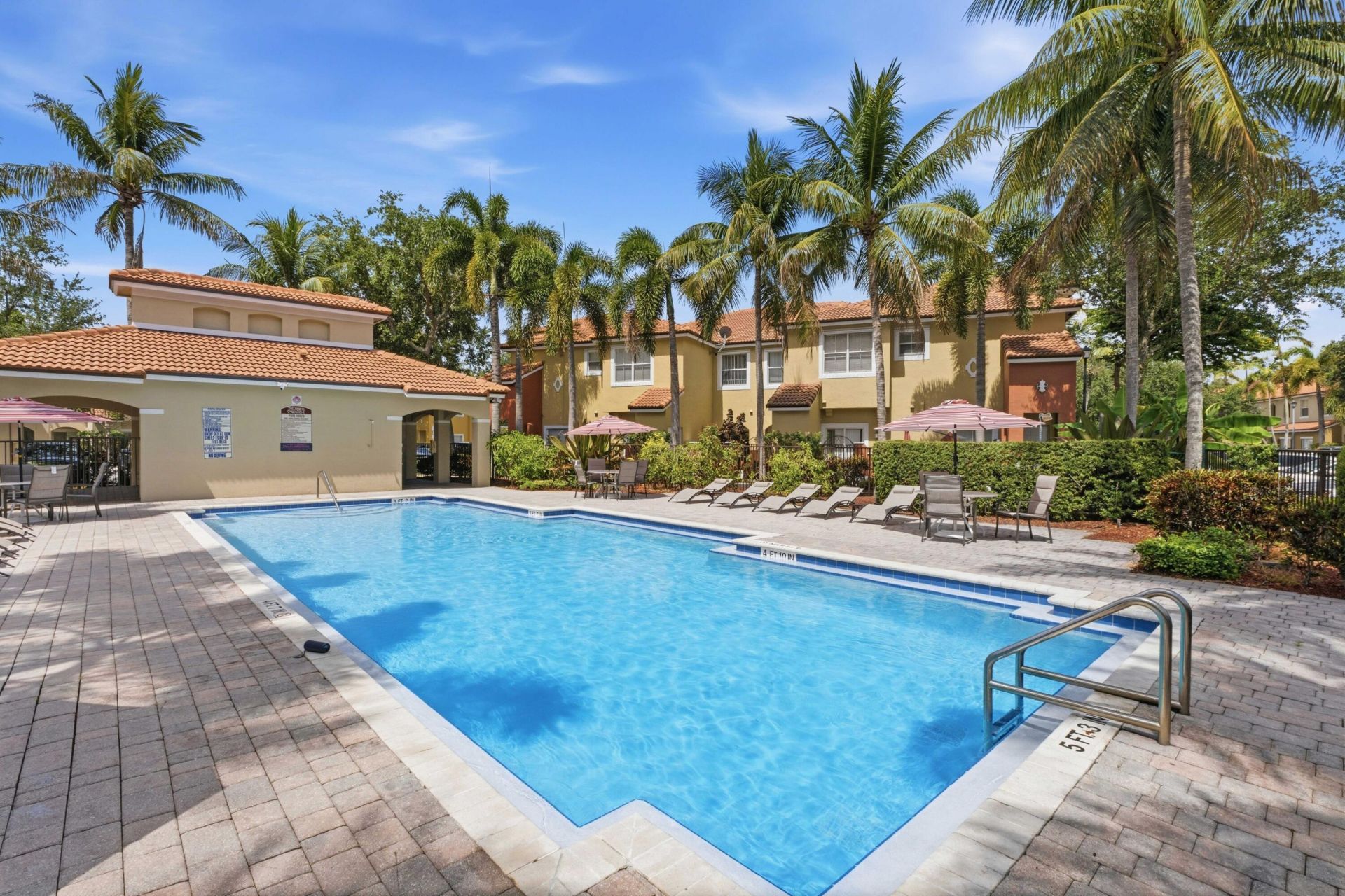3469 Merrick Lane, Unit 402, Margate, FL 33063 Photo