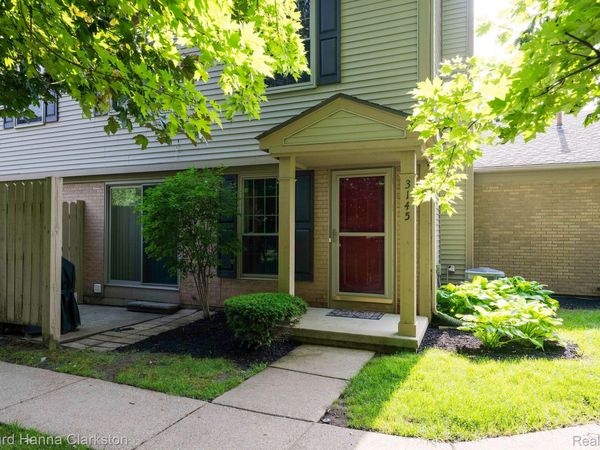 3145 Hidden Ridge Drive, Waterford Township, Mi 48328