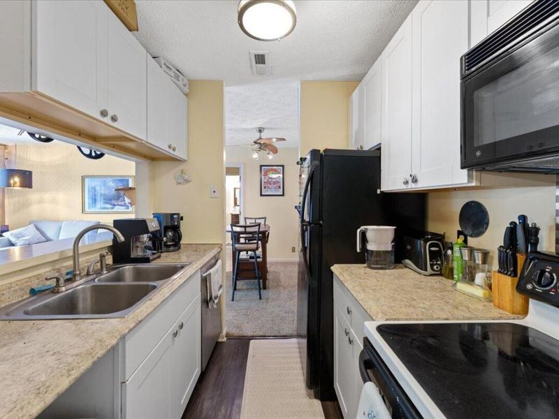 44 Woodland Hills Drive, Unit 5, Southgate, KY 41071 Photo 3
