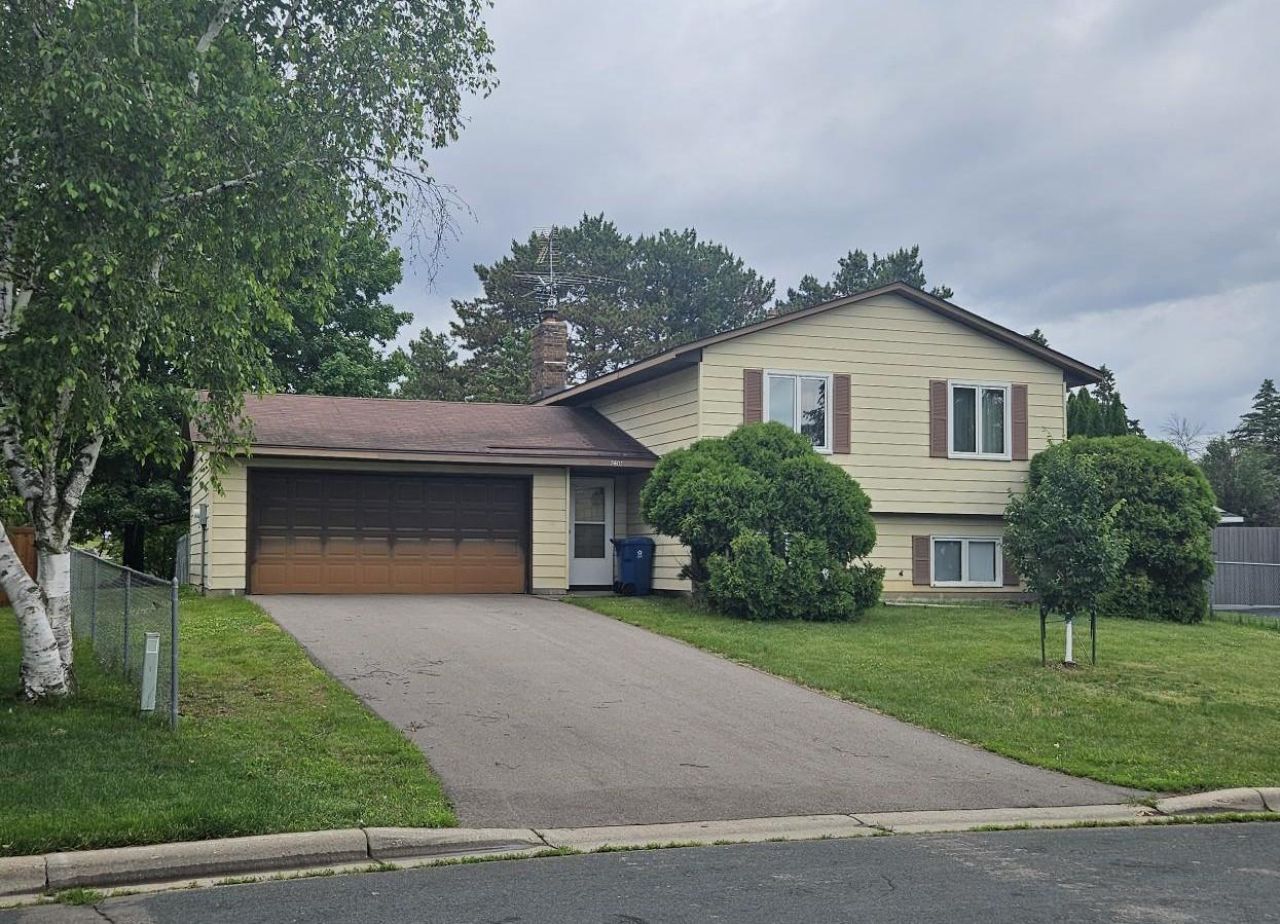 7408 W 100th Street , Bloomington, MN 55438