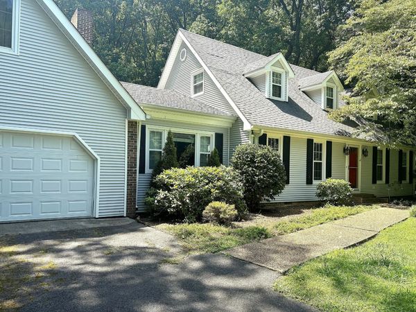1922 Sourwood Drive, Dalton, GA 30720