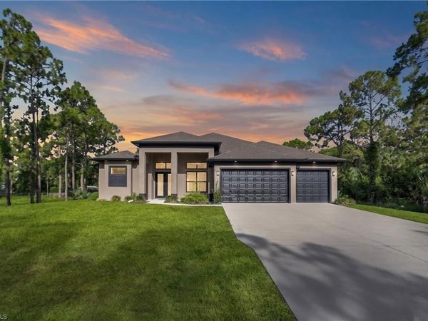 1109 Rush AVE , LEHIGH ACRES, FL 33972