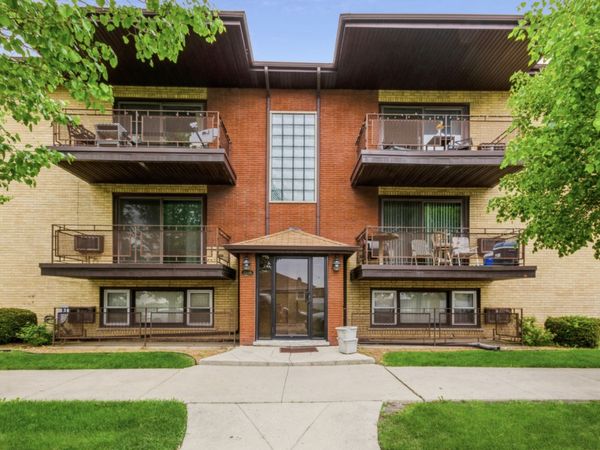12549 S Marshfield Avenue , Unit 1E, Calumet Park, IL 60827