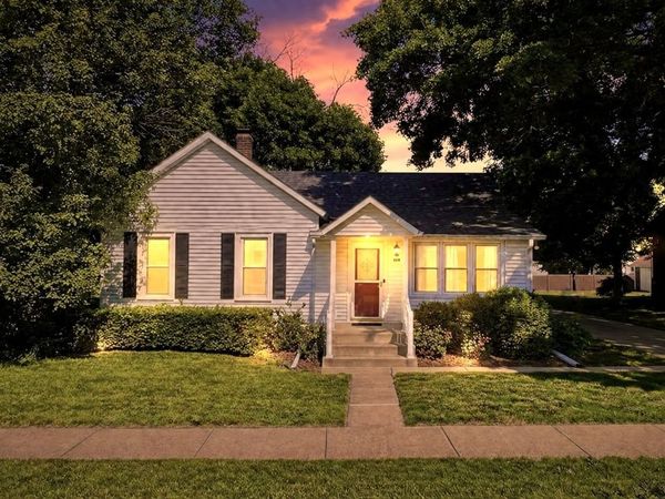 313 N 3rd Avenue, Morton, IL 61550