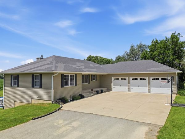 19481 Blue Goose Road , Morrison, IL 61270