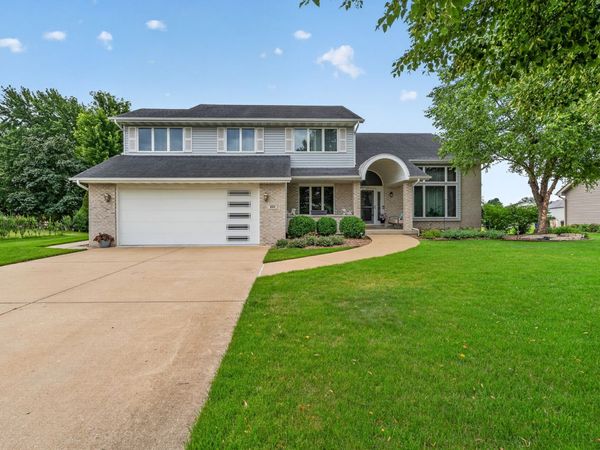 604 Mahoney Drive , Minooka, IL 60447