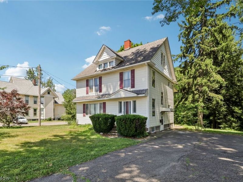 1927 W Prospect Road , Ashtabula, OH 44004 Photo 3