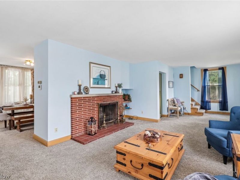 1927 W Prospect Road , Ashtabula, OH 44004 Photo 9