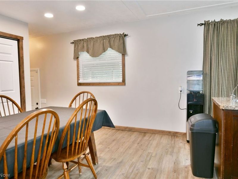 6556 Ridge Road , Cortland, OH 44410 Photo 10