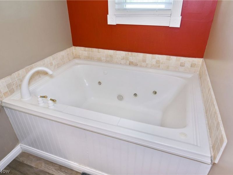 6556 Ridge Road , Cortland, OH 44410 Photo 21
