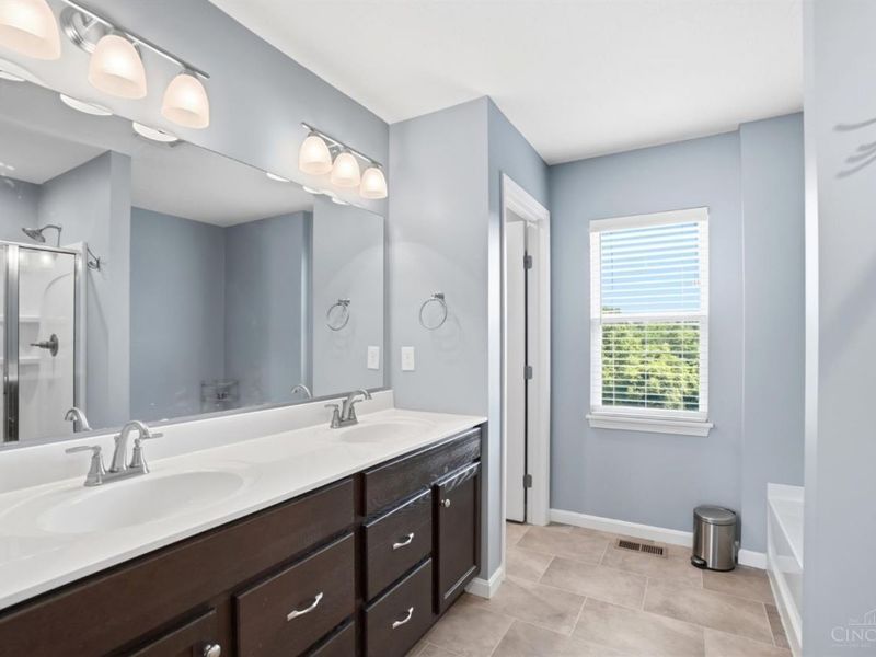 2794 Buckridge Drive, Miami Twp, OH 45233 Photo 30