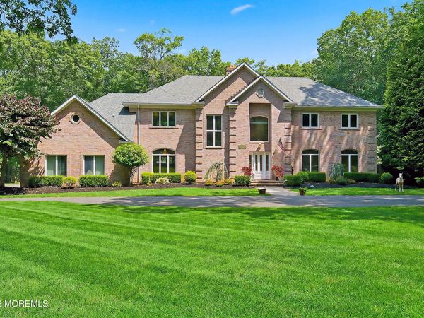 27 Westgate Court, Colts Neck, NJ 07722