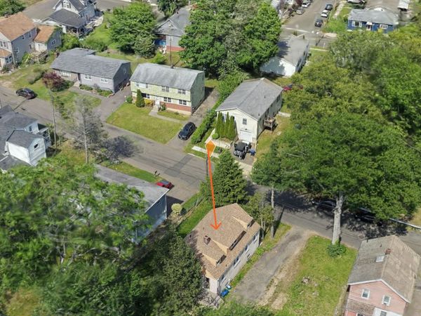 42 Wade , West Haven, CT 06516