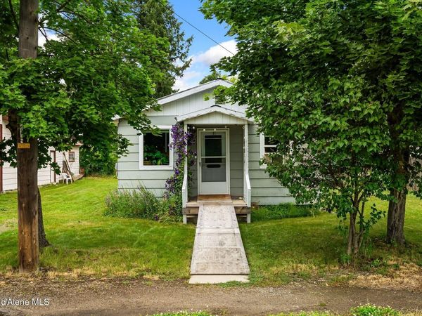 353 E Beardmore Ave , Priest River, ID 83856