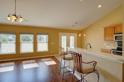 97 Avonshire Drive photo 4