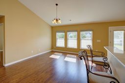 97 Avonshire Drive photo 4