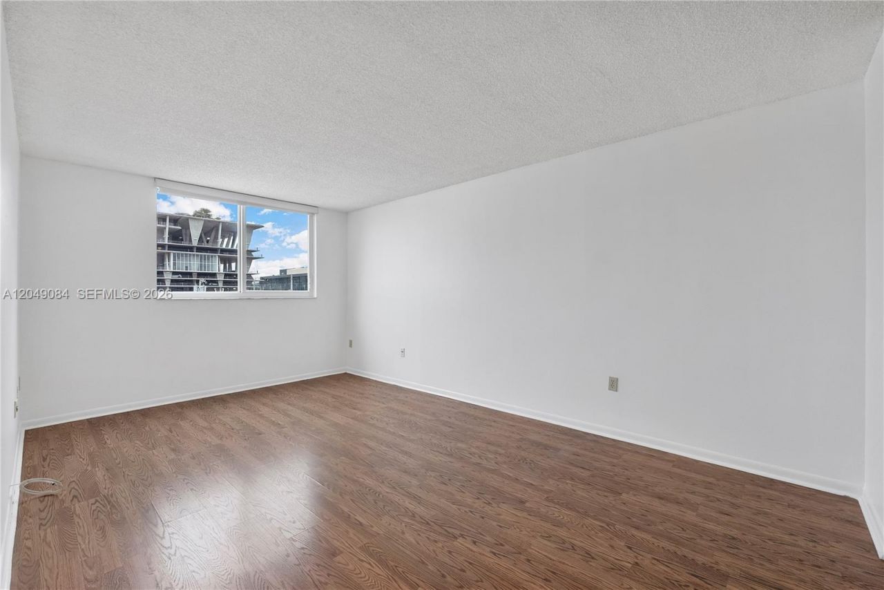 1666 West Ave, Unit 404, Miami Beach, FL 33139 Photo