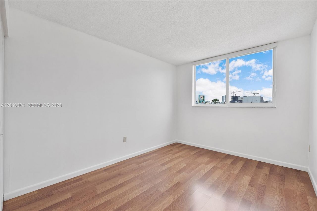 1666 West Ave, Unit 404, Miami Beach, FL 33139 Photo