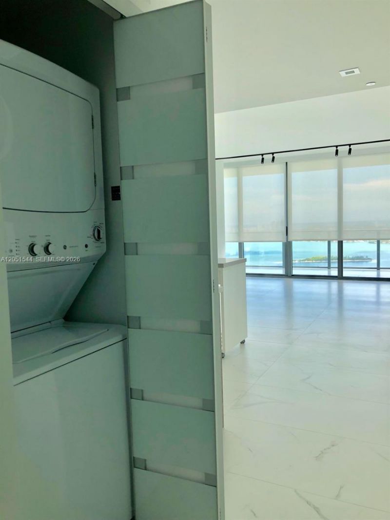 650 NE 32 St, Unit 3307, Miami, FL 33137 Photo