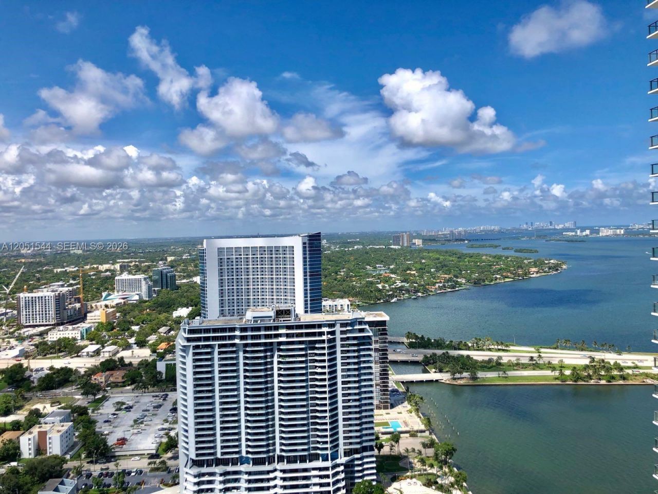 650 NE 32 St, Unit 3307, Miami, FL 33137 Photo