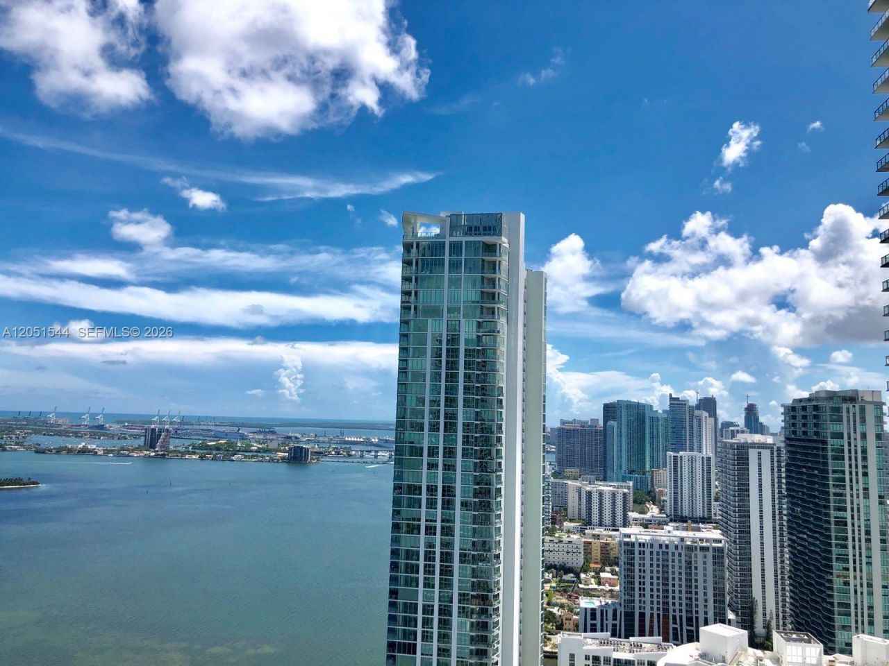 650 NE 32 St, Unit 3307, Miami, FL 33137 Photo