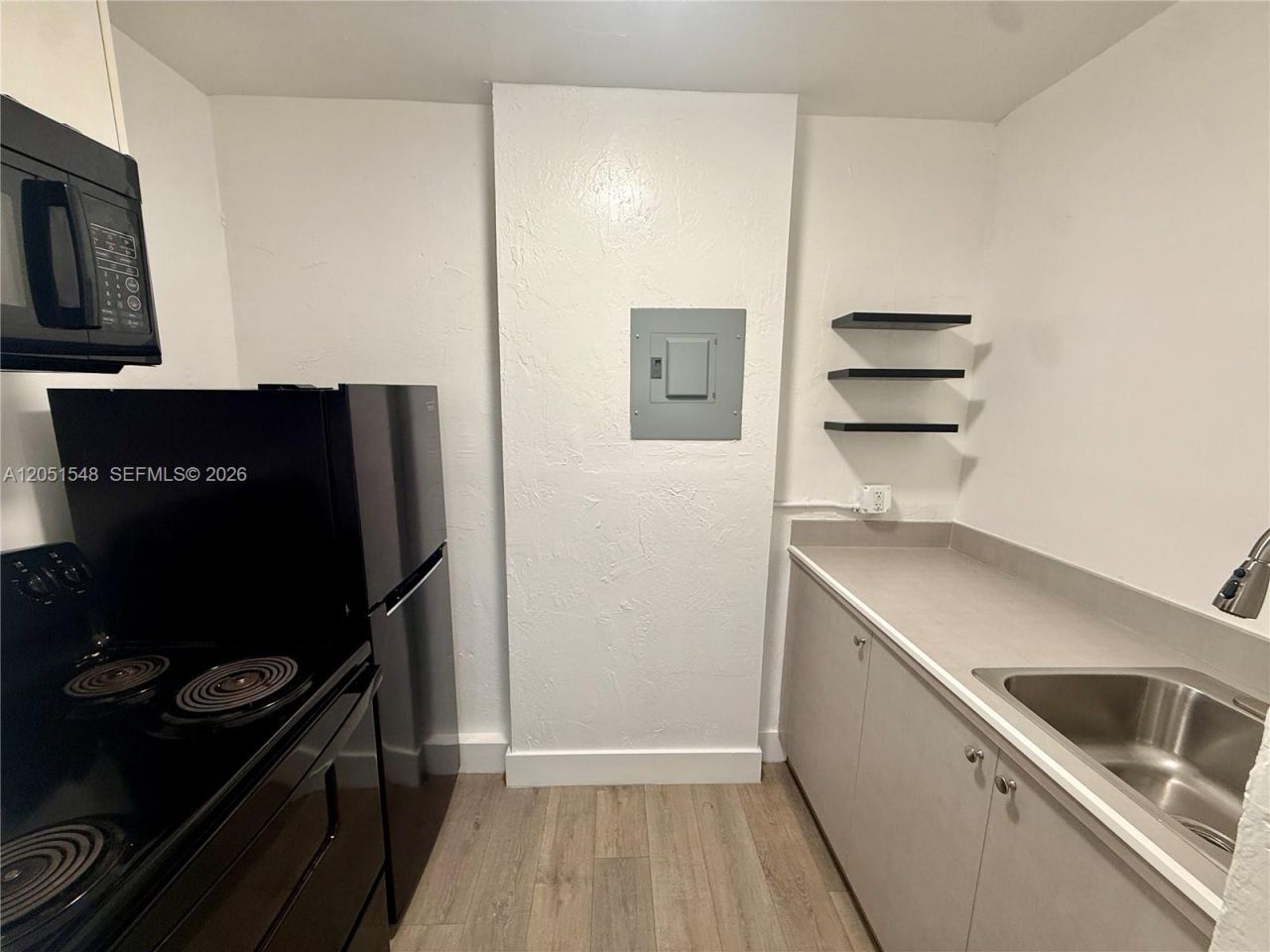 143 SW 9th St , Unit 202, Miami, FL 33130 Photo