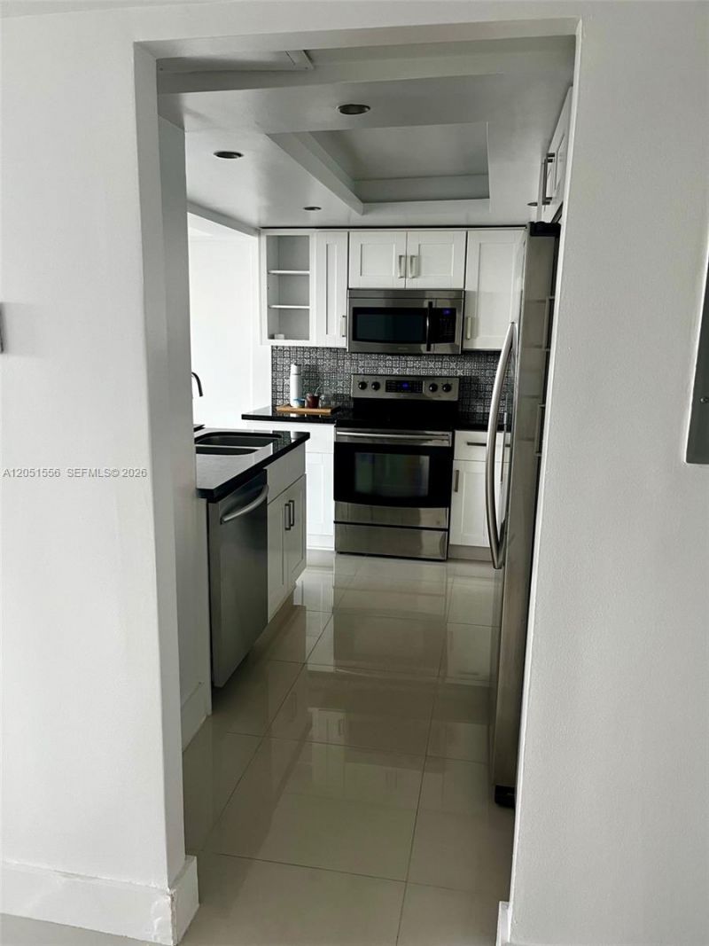 10000 W Bay Harbor Dr , Unit 503, Bay Harbor Islands, FL 33154 Photo