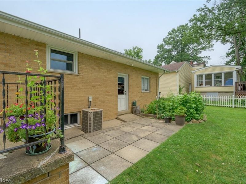 5085 E Rockwell Road, Austintown, OH 44515 Photo 10