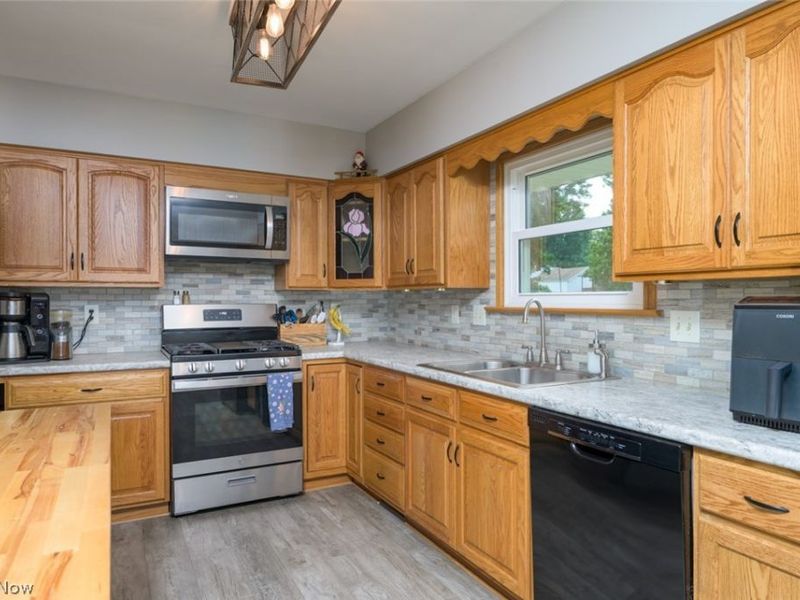 5085 E Rockwell Road, Austintown, OH 44515 Photo 17