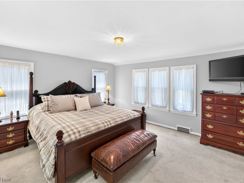 2621 Charney Road, University Heights, OH 44118 Photo 23