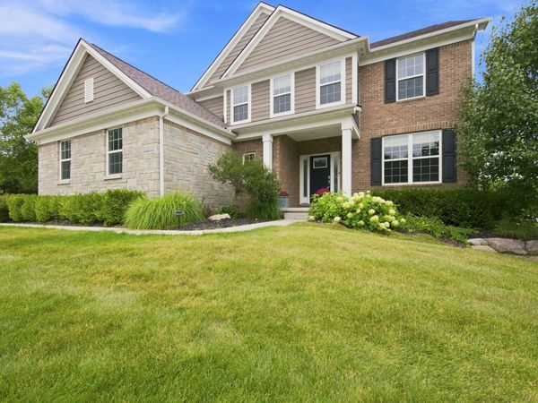 5887 Strawberry Circle, Commerce Twp, MI 48382