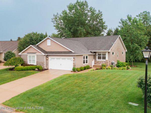 5167 E Hawk Hollow Drive, Bath, MI 48808
