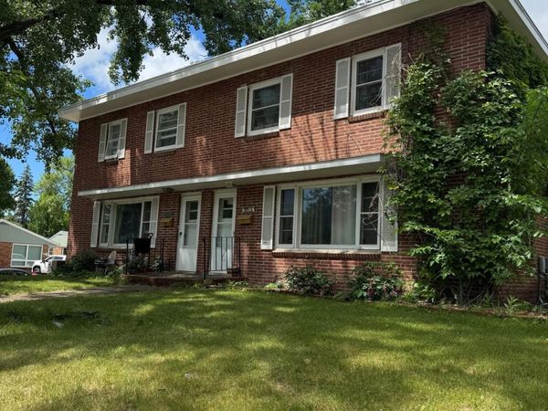 2318 7TH Avenue N, Grand Forks, ND 58203