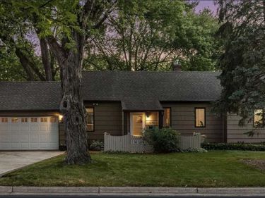 1642 Edgewood Avenue S, Saint Louis Park, MN 55426