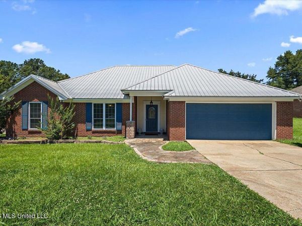 3202 Ryan Cove, Byram, MS 39272