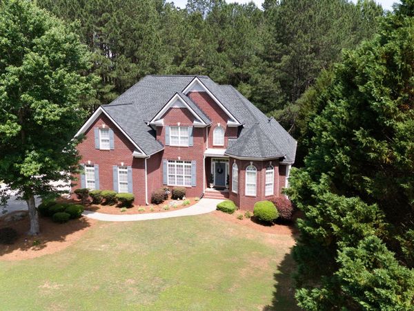 155 Millstone Drive, Fayetteville, GA 30215