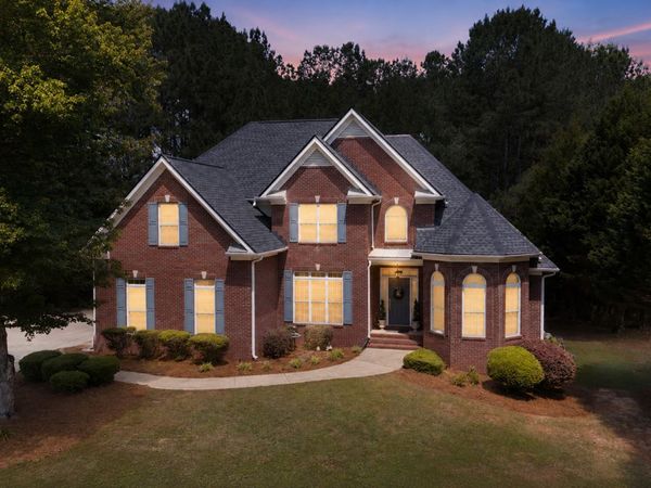 155 Millstone Drive, Fayetteville, GA 30215